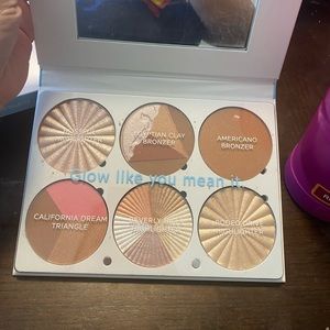 OFRA on the glow palette